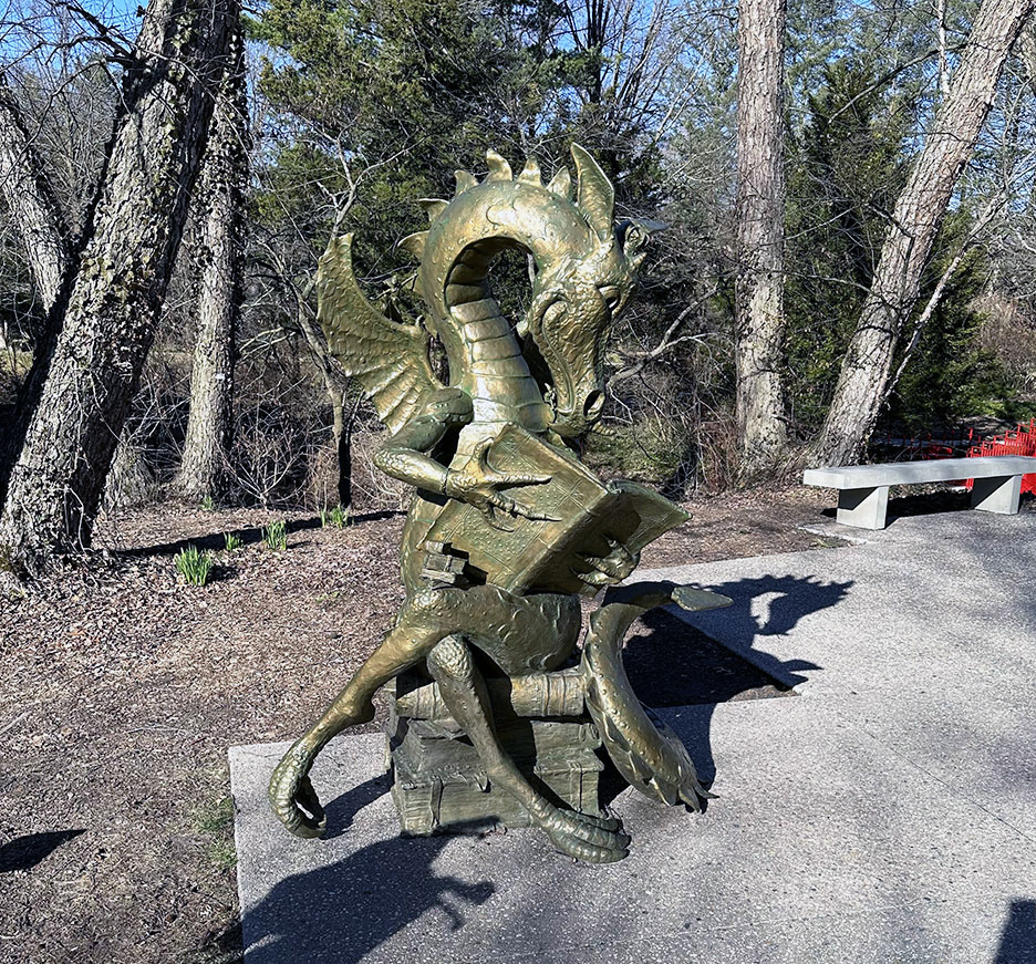 Reading with a&nbsp;dragon